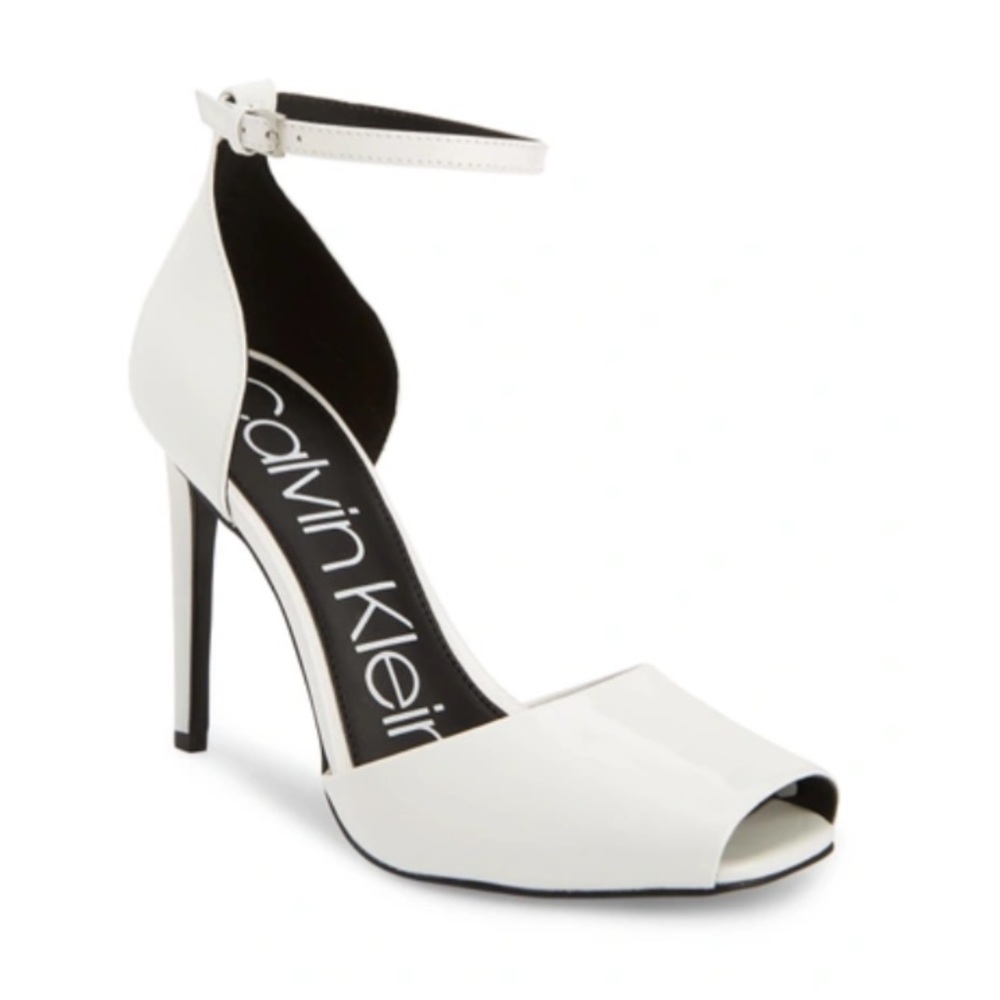 *NEW* Calvin Klein Women Daros Pump White Pattern Size 8.5 M